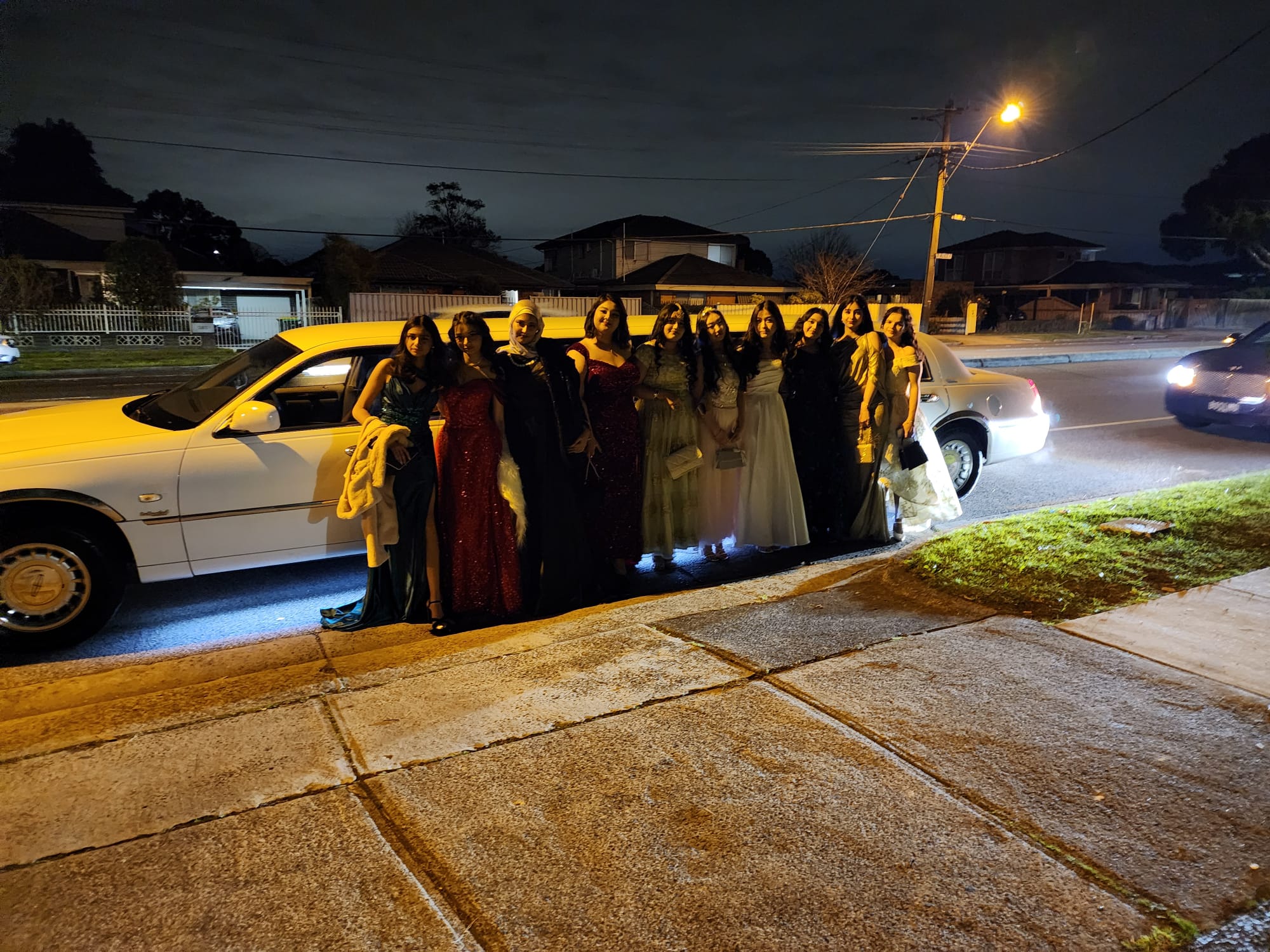 Rear view of the Auslink Limousines Lincoln stretch limousine
